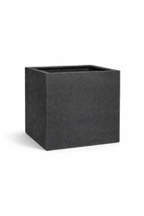 Block Pflanzkübel Midnight Schwarz aus Fiberstone Granite – quadratisch freigestellt