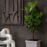Block Classic Pflanzkübel Taupe aus Fiberstone – Heritage Classic-Oberfläche im Lifestyle