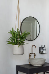 Hanging Patt Grau Blumenampel aus Fiberclay in Beton-Optik || Abgebildete Größe: L