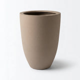 Ben Pflanzkübel Taupe aus Fiberstone – freigestellt