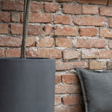 Max Pflanzkübel Schwarz aus Fiberstone – konisch-hoher Kübel Outdoor