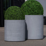 Jumbo Max Pflanzkübel Grau aus Fiberstone – Outdoor-Setting