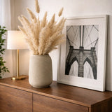 Mahir Grey Washed Vase Grau mit Trockenblumen || Abgebildete Größe: M