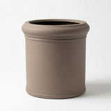 Max Classic Pflanzkübel Taupe aus Fiberstone – saubere Frontansicht freigestellt [mc]