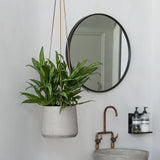 Hanging Patt Grau Blumenampel aus Fiberclay in Beton-Optik || Abgebildete Größe: L